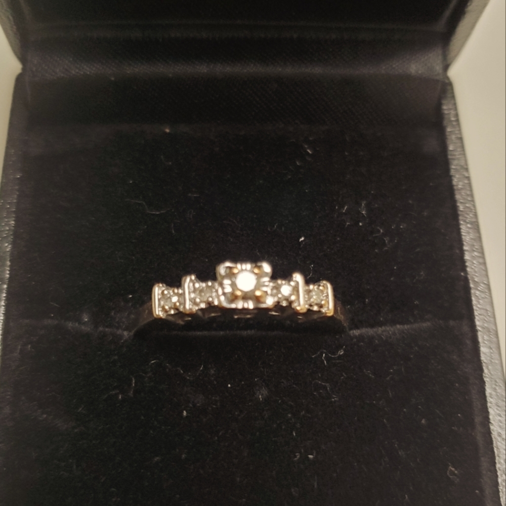 10kt gold ring and diamonds.